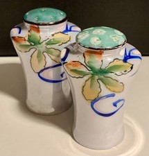 Lusterware Floral Hand Painted Salt & Pepper Shakers Japan Vintage Art Deco picture
