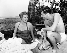 Actress Eleanor Parker wearing a one piece swimsuit with family fr- Old Photo picture