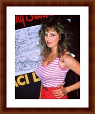 Traci Lords 8.5 x 11 Candid Color Unframed Collectable Photograph picture