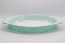 Vintage 1959 JAJ Pyrex Nestles Daisy Turquoise Oval Dish Promotional No Lid picture