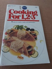 Vintage 1984 Collector's Pillsbury Cookbook #40