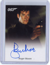 ROGER MOORE James Bond The Quotable Rittenhouse Full Bleed Autograph Auto Card picture