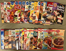 VTG Recipe Booklets*Betty Crocker,Pillsbury,Gold medal,etc*mix lot x31*Cookbooks picture