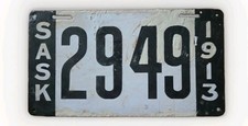 1913 SASKATCHEWAN CANADA  Porcelain License Plate Canada-touch Up picture