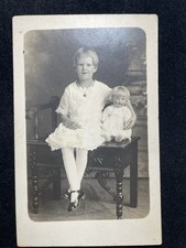 VINTAGE REAL PHOTO POSTCARD YOUNG GIRL WITH DOLL SAME HAIRSTYLE P120 picture