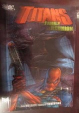 Titans: Family Reunion - Paperback, by Wallace Eric - Very Good picture