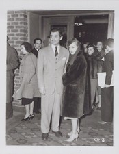 1940s HOLLYWOOD Carole Lombard + Clark Gable PORTRAIT CANDID SNAPSHOT Photo J 33 picture