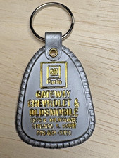 Gateway Chevy Chicago ILL Silver GM Auto Car Dealer Vintage Advertising Keychain picture