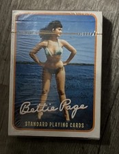 Bettie Page (2008) Dark Horse Deluxe Standard Playing Cards picture