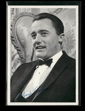 1965 Topps The Man From U.N.C.L.E #13 Napoleon Solo in a chair picture