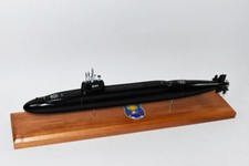 USS Lewis and Clark SSBN-644 Submarine Model (Black Hull) picture