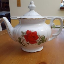 White Porcelain Teapot w Red White Roses Gold Trim picture