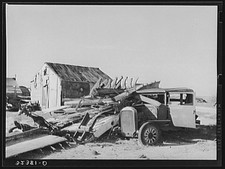 Photo:Crystal City Texas Mexican Section 1920s Abandoned Car Wrecked House picture
