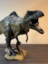 Nanmu Studio Giganotosaurus Gustav DX Figure with Base picture