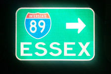 ESSEX Interstate 89, Vermont route road sign 18