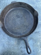 Griswold 719 D ~ No. 12 ~ Cast Iron Skillet - unrestored picture