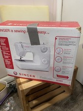 singer prelude 8280 Sewing Machine New Open Box picture
