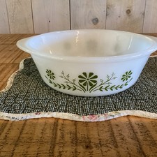 Vintage Glasbake 2qt Casserole Green Daisy Milk Glass Round Baking Dish J514 picture