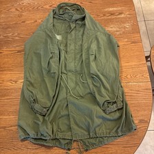 Vintage 1982 USGI M-65 Extreme Cold Weather Fishtail Parka Shell – Size Medium picture