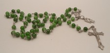 Vtg Green Marbled Glass Rosary Necklace 20