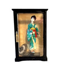 Vintage Beautiful Japanese Geisha Doll in Display Case w Kimono & Parasol picture