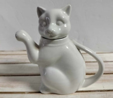 VINTAGE CAT TEAPOT  by CROWNING TOUCH/WHITE 6.5