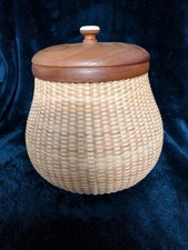 8 inch Pot Belly Nantucket basket with cherry lid.  New picture