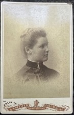Antique Victorian Woman Cabinet Card Photo J.A. Pfeifer Columbus Ohio 1890s picture
