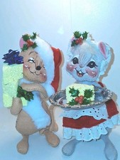 ANNALEE CHEESE MICE CHRISTMAS SET Brn Mr Mouse Grey Mrs Mouse Cheese Dining 1996 picture