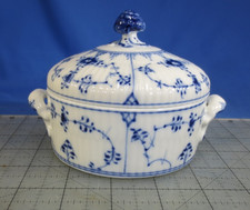 Royal Copenhagen Blue Fluted Plain Bonbonniere Butter Box No. 400 Excellent picture