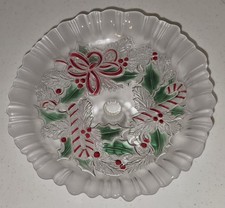 Celebrations By Mikasa Festive Wreath Small Cake Platter picture