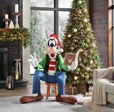 4 FT ANIMATED DISNEY'S GOOFY CHRISTMAS ANIMATRONIC PROP picture