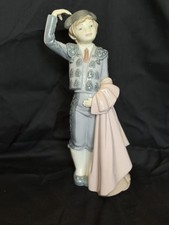 LLADRO #5117 Little Proud Matador 1980- Signed picture