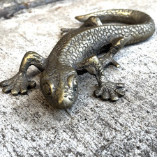 Vintage Solid Brass Geicko Lizard Salamander Figurine paperweight Sculture Art picture