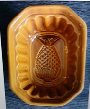 Over  and Back Pottery  Vintage Pineapple Mold Bakeware picture