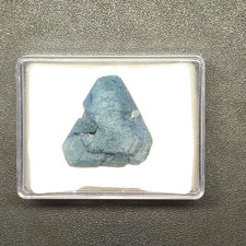 BENITOITE CRYSTAL TRIANGLE SPECIMEN 