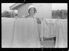 Photo:Wabash Indiana 1940s Farm Woman Hanging Laundry FSA Farm Life picture
