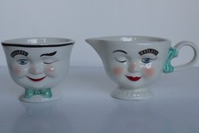 Vintage 1996 Limited Ed. Bailey's Irish Cream Porcelain Sugar & Creamer Set picture