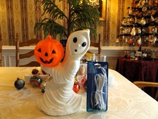 VINTAGE 1970s GENERAL FOAM PLASTICS GHOST & PUMPKIN HALLOWEEN 13