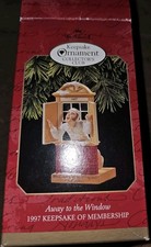 1997 Hallmark Keepsake Ornament Away to the Window The Night Before Christmas picture