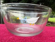 Vintage 1987 Anchor Hocking Ovenware 2.5 Quart Glass Mixing Bowl with Country Go picture