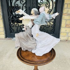 Vintage Lladro Gypsy Dancers Porcelain Figurine, Model 11770 Limited Edition picture
