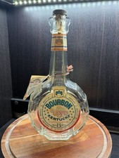 Vintage Banjo Medley Distilling Co Bourbon USA Bottle Original Labels Kentucky picture