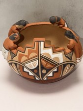 Authentic Jemez Pueblo Friendship Bowl Pottery By Bertina Tosa 4 Figures/Turtle picture
