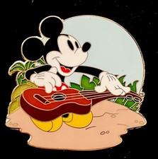 DISNEY SHOPPING MICKEY HAWAIIAN HOLIDAY 2010 RARE PIN picture
