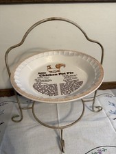 Watkins “Chicken Pot Pie” Recipe Plate Dish USA 1982 Ceramic with Rack picture