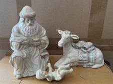 Wise man holding gift   glazed ceramic picture