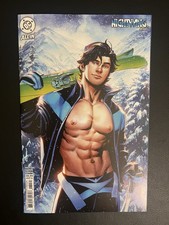 NIGHTWING #134 CVR E TRAVIS MOORE SWEATER WEATHER CARD STOCK VAR (NM+) Photos picture