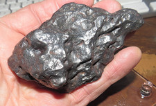 480 gm . CAMPO DEL CIELO METEORITE 1.06+ LBS AAA GDE STAND ARGENTINA picture