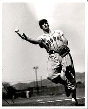 PF5 2nd Gen Restrike Photo BOBBY YOUNG 1951-1955 ST LOUIS BROWNS SECOND BASEMAN picture